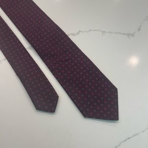 Andrew’s Ties 100% Silk Tie